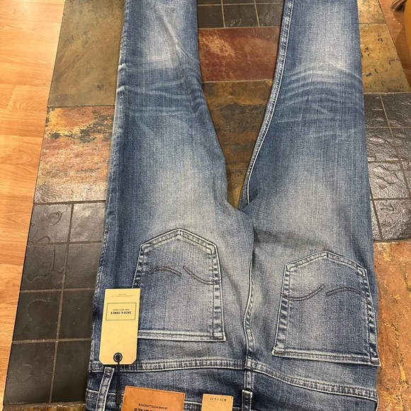 Jack and Jones Brand New Jeans 29/32 - Picture 5 of 9